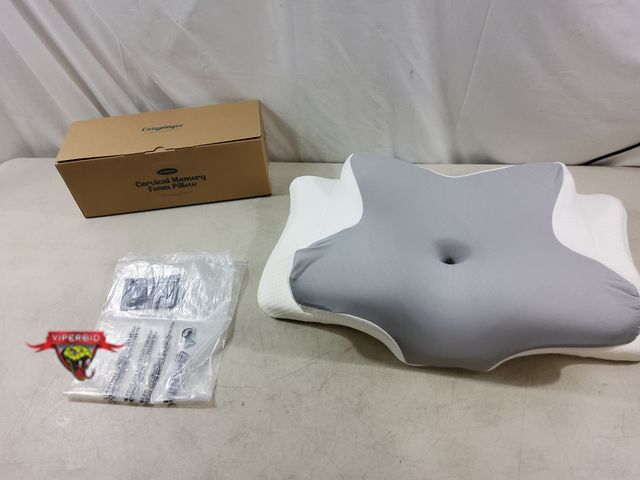 Lot 7-134113 - Cozyplayer cervical memory foam pillow.