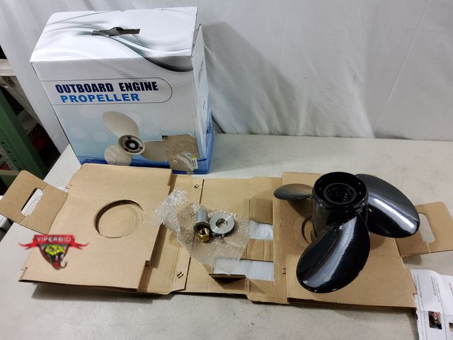 Lot 7-133763 - Outdoor engine propeller. 15" Dia. X 17 pitch.