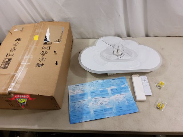 Lot 7-134982 - Cloud Shaped Ceiling Fan with LED Light. (23-1/2"L x 16-3/4"W Base, 5-/12" Fan)