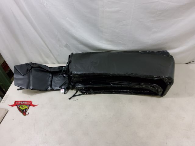 Lot 7-130622 - Polwkscas 10 ft. Trampoline safety pad.