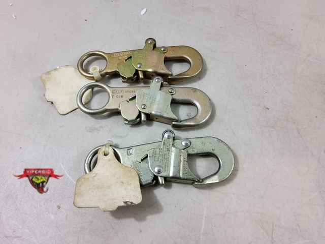 Lot 7-130595 - (3) SALA 9503175 Locking Gate Safety Snap Hooks