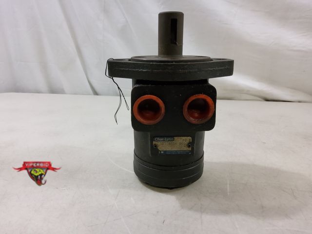 Lot 7-130197 - Char-Lynn motor 101-1034-009.