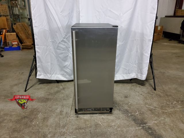 Lot 7-134571 - U-Line UHCP115-SS81A is a premium 15-inch 1 Class black cabinet with stainless steel door clear ice ...