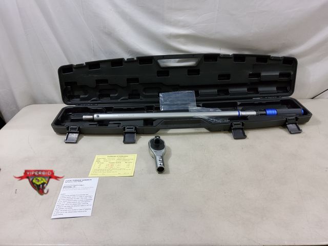 Lot 7-130811 - Nebicals 3/4" Drive click torque wrench with hard case. SAE Metric dual range. Range: 100-600 ft. lb...