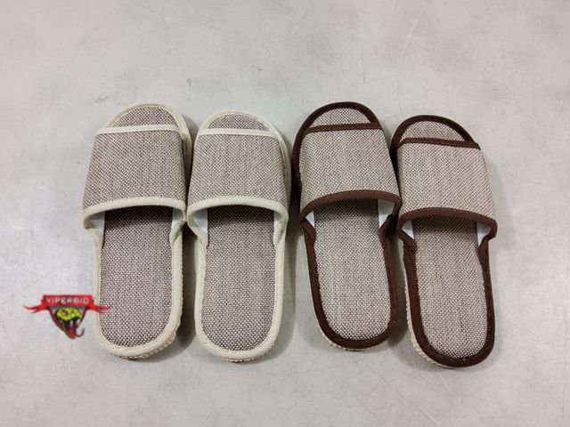 Lot 7-131010 - (2) Sandles/House Shoes (11" Long)