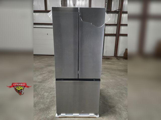 Lot 7-135085 - Marvel MRFF230-SSK1A 30" Free Standing French door refrigerator with bottom mount freezer with autom...