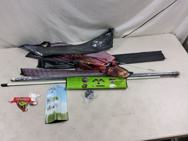 Lot 7-133073 - Bird scarer kit.
