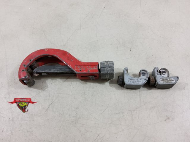 Lot 7-134616 - (3) Pipe Cutters. (2) Rigid 3/16" - 15/16" and (1) Reed 1/4" - 2-5/8"