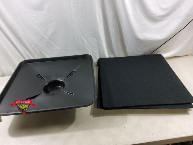Lot 7-134520 - Transmission drain catch pan. 22-3/4" X 23-2/4".