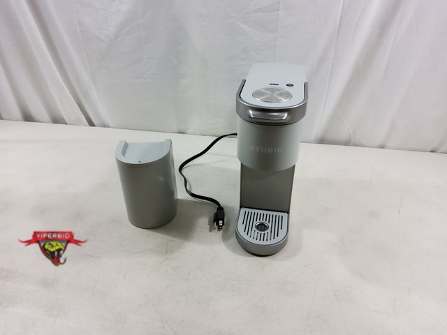 Lot 7-123386 - Keurig Mini Plus coffee maker.