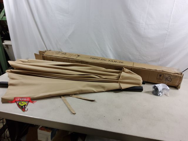 Lot 7-133949 - Sunnyglade 7.5 ft Outdoor patio umbrella. Tilts.