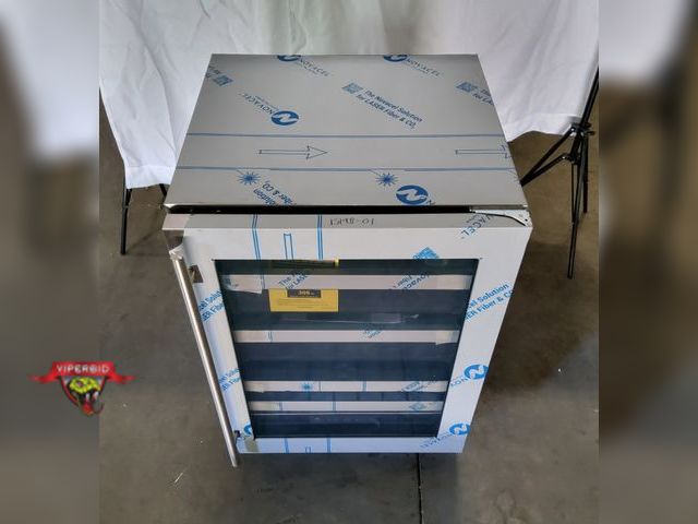 Lot 7-131923 - U-Line UHBV524-IG01A is a premium 24-inch undercounter stainless steel framed glass door beverage ce...