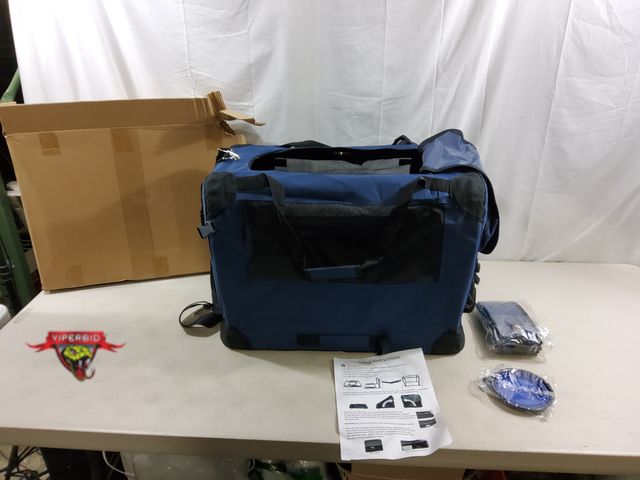 Lot 7-123499 - Looks new! Prutapet foldable pet travel carrier. 24" X 16.5" X 16".