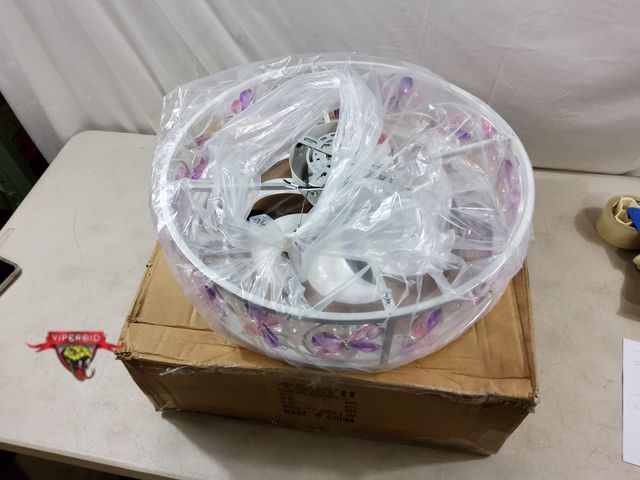 Lot 7-133192 - TriBillion Ceiling Fan with Lights (19-3/4"dia x 7"T)(6" mounting base)