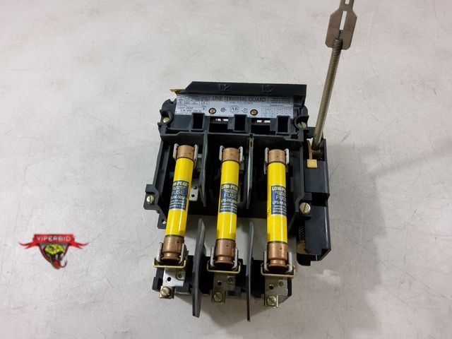 Lot 7-134476 - Allen Bradley line terminal guard. Cat. no. 1494V-DS30. Used.