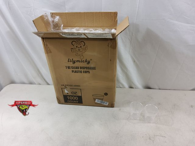 Lot 7-133068 - New! (1,000) 7 oz. Clear disposable plastic cups.
