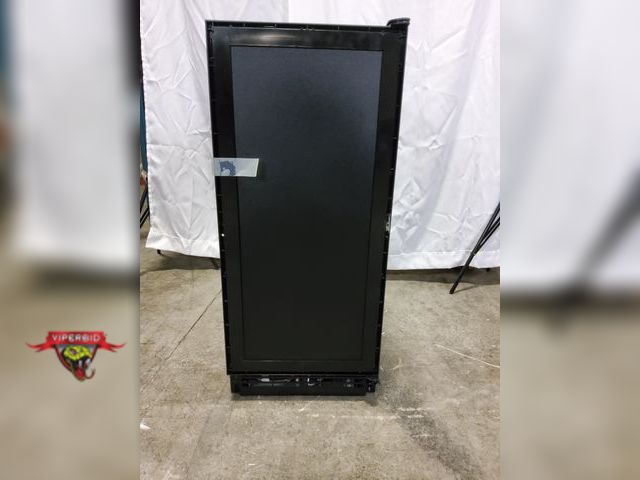 Lot 7-134068 - U-Line UHCP115-IS81A is a premium 15-inch 1 Class integrated panel ready clear ice maker featuring a...