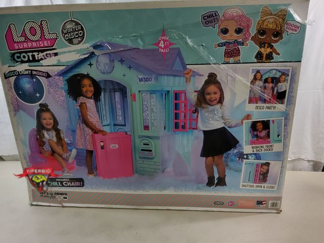Lot 7-109384 - Very Hard to Find! New! L.O.L. Surprise! Cottage Chalet Casa. Winter disco. Includes chill chair and disco light.