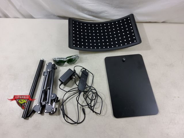 Lot 7-131112 - Red Light therapy light. Tested.
