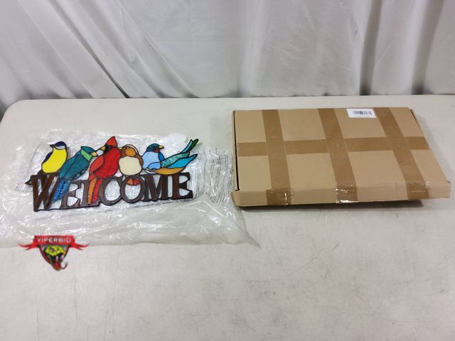Lot 7-134612 - Stained Glass Bird Welcome Sign. (16.5"W x 8"T)