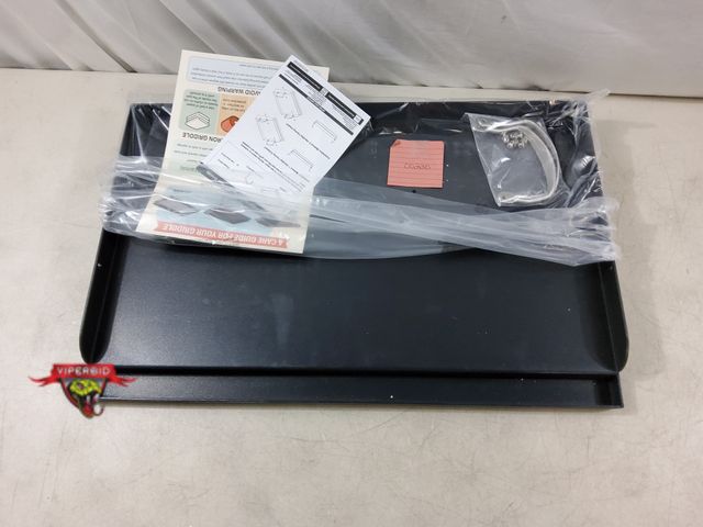 Lot 7-133128 - Non-Stick Griddle for Grills. (25"W x 16"D)