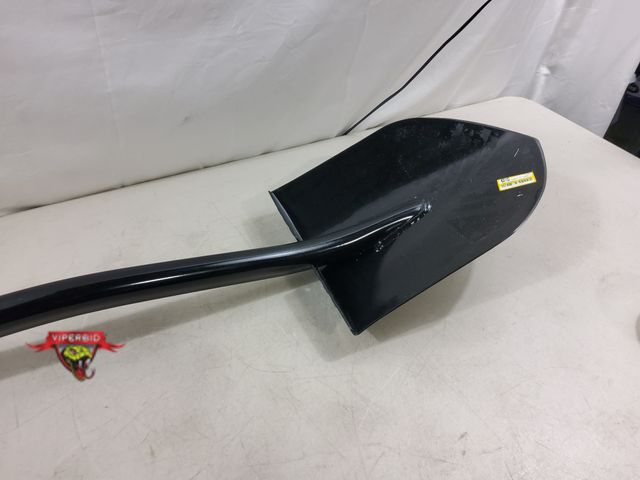 Lot 7-131785 - Fiskars 57" Steel shovel.