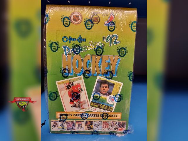 Lot 7-132709 - Sealed! O-Pee-Chee Premier '92 Hockey box. 36 packs.