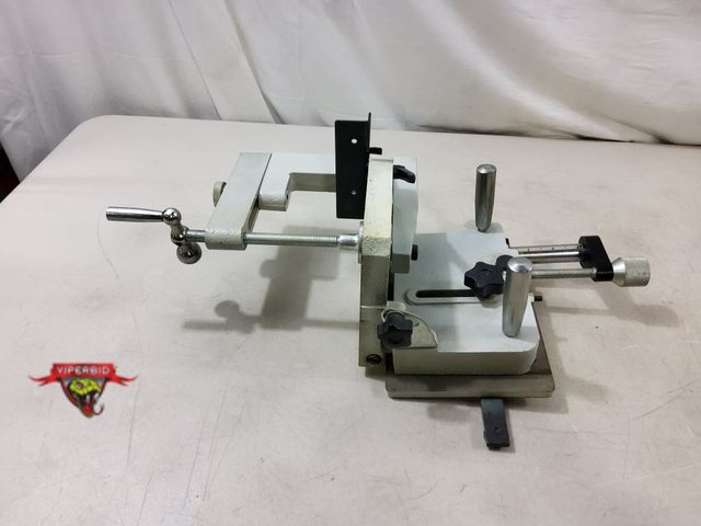 Lot 7-130092 - Tenon jig for table saw.