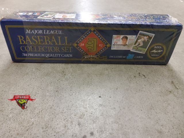 Lot 7-132712 - New! Donruss 1992 Major League Baseball Collector Set. 784 Premium quality cards.