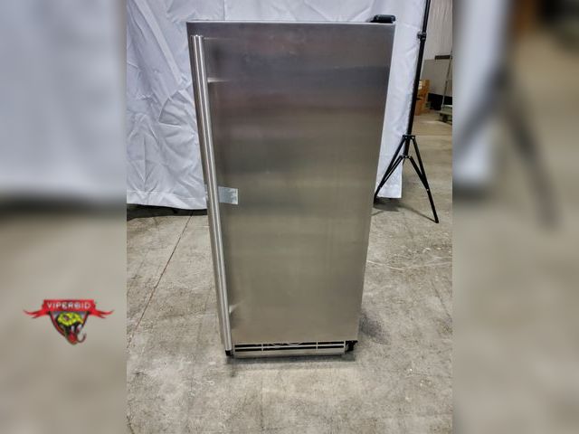 Lot 7-133443 - U-Line UHCP115-SS81A is a premium 15-inch 1 Class black cabinet with stainless steel door clear ice ...
