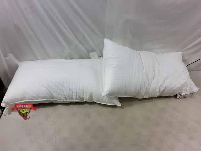 Lot 7-131830 - (2) Beckham Hotel Collection down alternative pillows. 20" X 36".