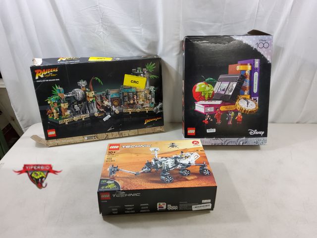 Lot 7-123602 - Incomplete sets. (3) Assorted lego sets. All are misssing bags / pieces.