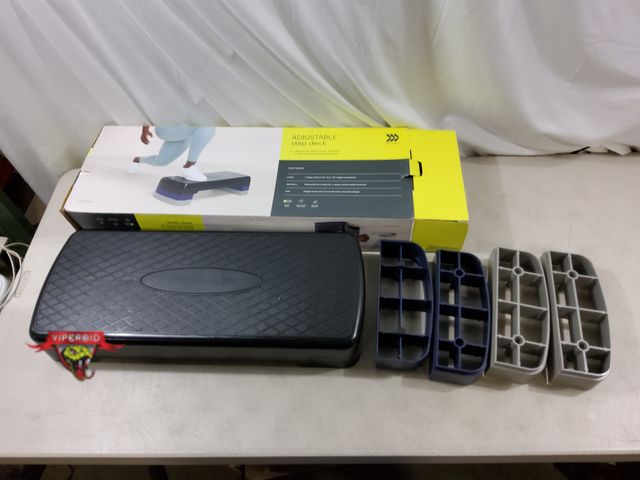 Lot 7-132600 - All in Motion adjustable step deck. Build to 3.6", 5.6" &amp; 7.6" height increments.