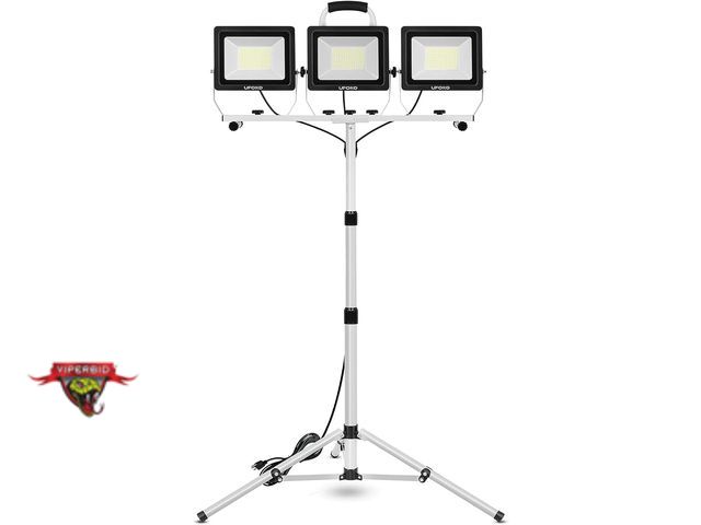 Lot 7-134088 - UFOND 22000 Lumen LED Work Light with Stand.  3 Brightness Modes | 3 Adjustable Rotatable Lamp Heads...