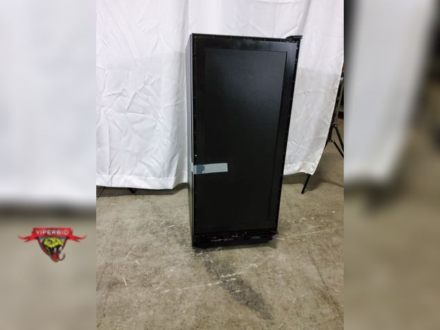 Lot 7-135082 - U-Line UHCP115-IS01A 15" Clear Cube Ice Maker with 55 lbs. Daily Production, 25lbs Storage Capacity,...