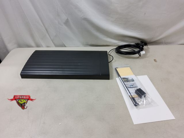 Lot 7-130518 - Digital HDTV Antenna. Model SW217-HD005.