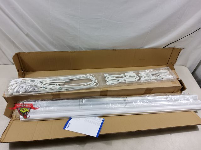 Lot 7-132800 - (12) Barilla T5 LED shop lights. 46"L.