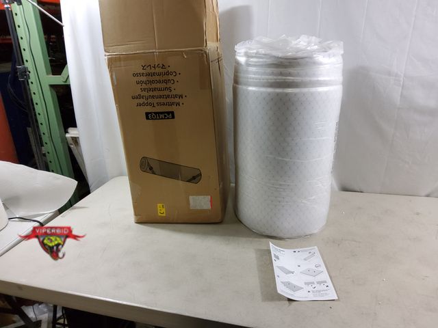 Lot 7-133904 - Brand New! Queen Size Memory Foam Mattress Topper. 3" thick