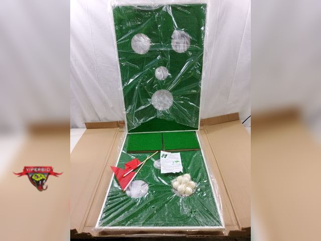 Lot 7-130944 - Golf Cornhole Board set.