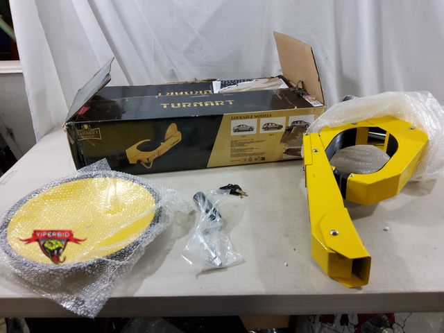 Lot 7-135049 - Turnart wheel lock clamp.