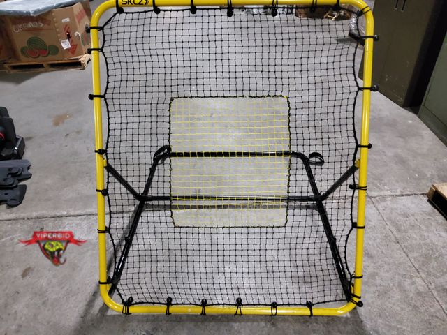 Lot 7-131432 - Sklz baseball/softball fielding trainer.