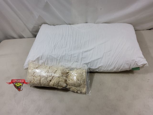 Lot 7-130183 - Avocado organic latex king size pillow.