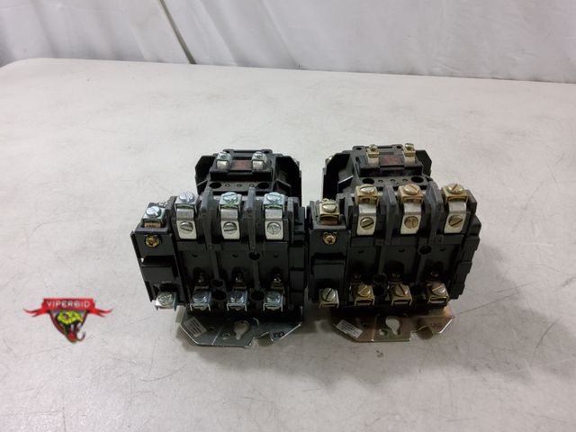 Lot 7-134186 - (2) Allen Bradley contactors. 500-BOD94.