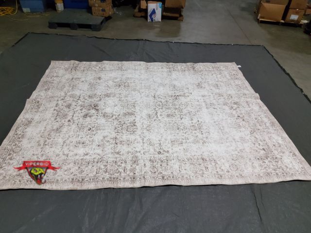 Lot 7-133859 - 8 ft. X 10 ft. Area rug.