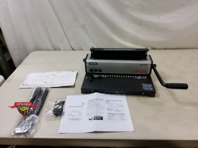 Lot 7-130050 - Retail value $166! Rayson TD1222 Wire Binding Machine - 2:1 Pitch.