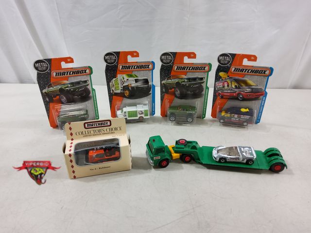 Lot 7-123383 - Lot of assorted Matchbox cars.