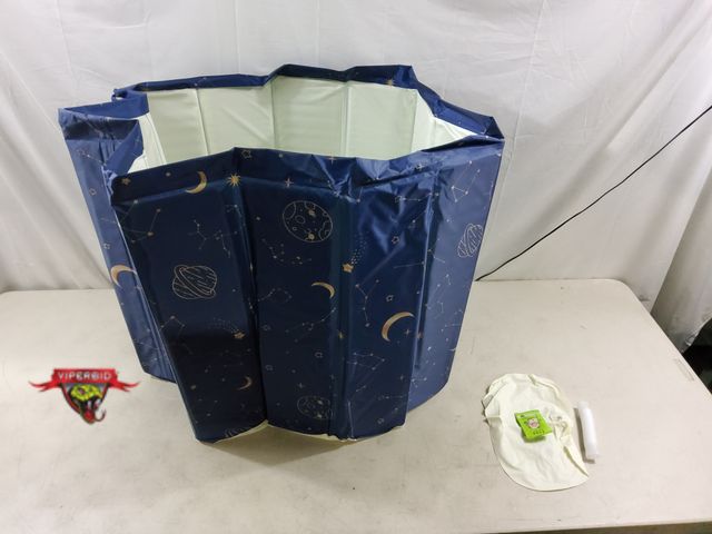 Lot 7-133104 - Portable foldable ice bath tub. Approx.  27.6" L x 27.6" W x 26.5" H