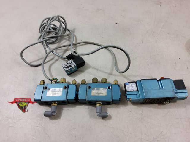 Lot 7-133213 - (4) Miscellaneous Mac valves.