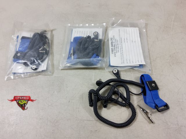 Lot 7-132642 - New! (3) Desco static control wrist straps. hook/Loop Angle 12'. 4MM.