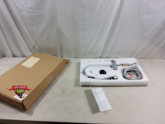 Lot 7-123351 - Pull down kitchen faucet.